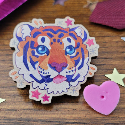 Tigre qui tire la langue- Pin's en Bois